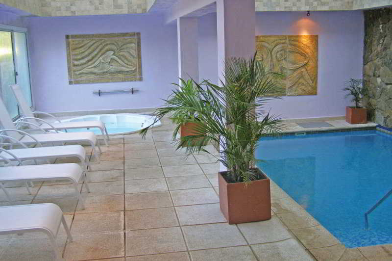 Howard Johnson Hotel & Spa Villa General Belgrano Bagian luar foto